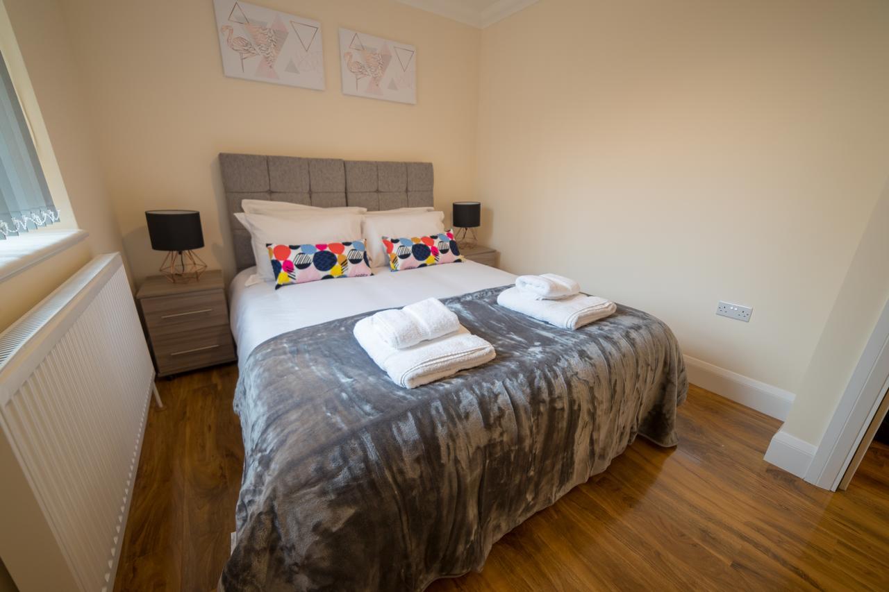 London Heathrow Serviced Apartments Ashford  Bagian luar foto